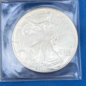 O-4: Silver Dollar Eagle - Walking Liberty Coin 2000 uncirculated-  collectors